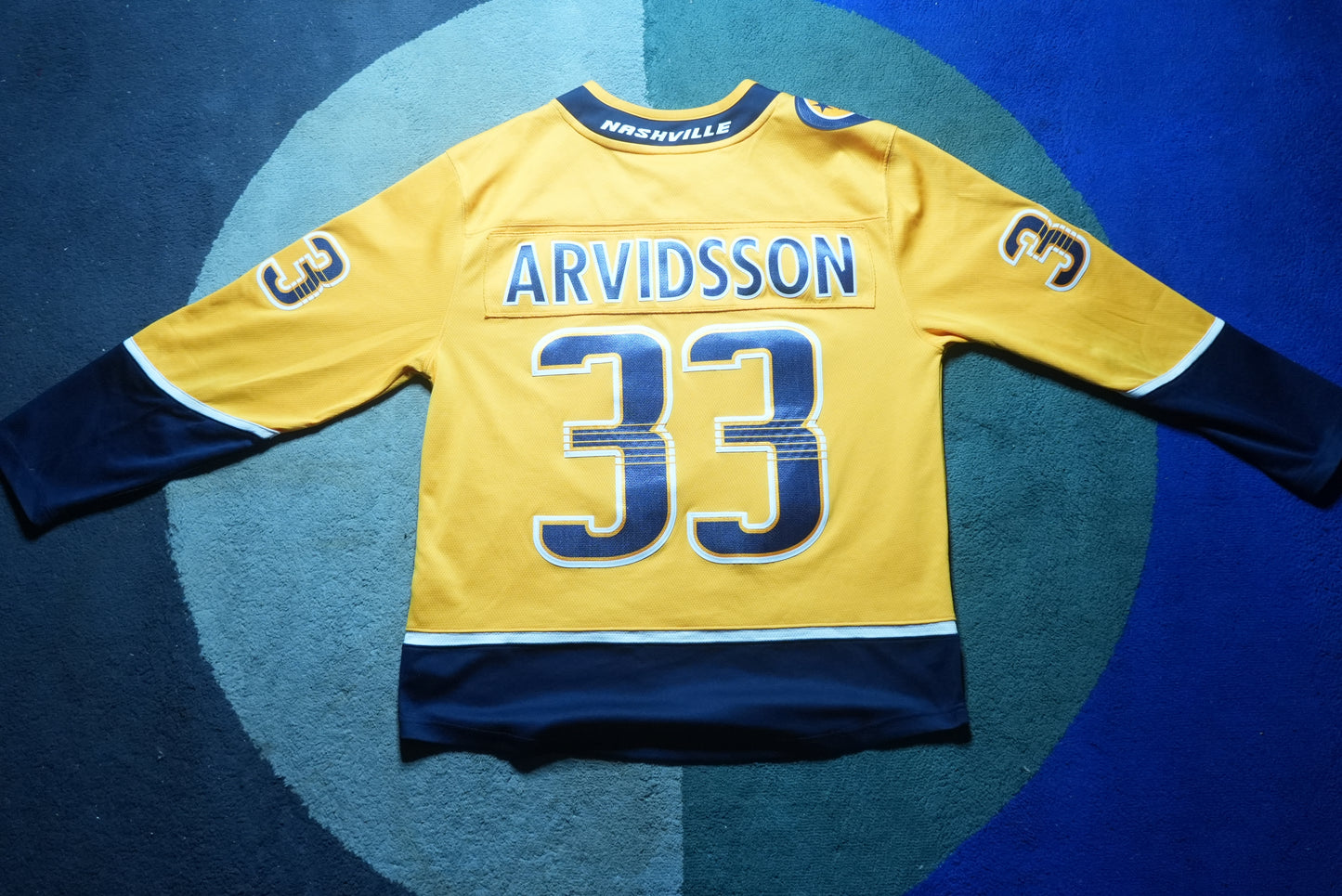 Nashville Predators NHL Hockey Jersey Gold Navy M