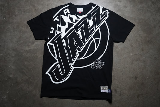 Mitchell & Ness Utah Jazz Black Graphic T-Shirt L